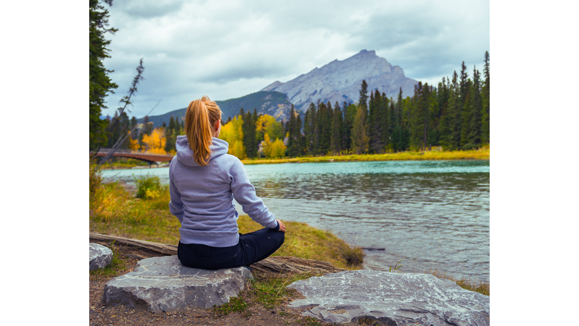 Women and river